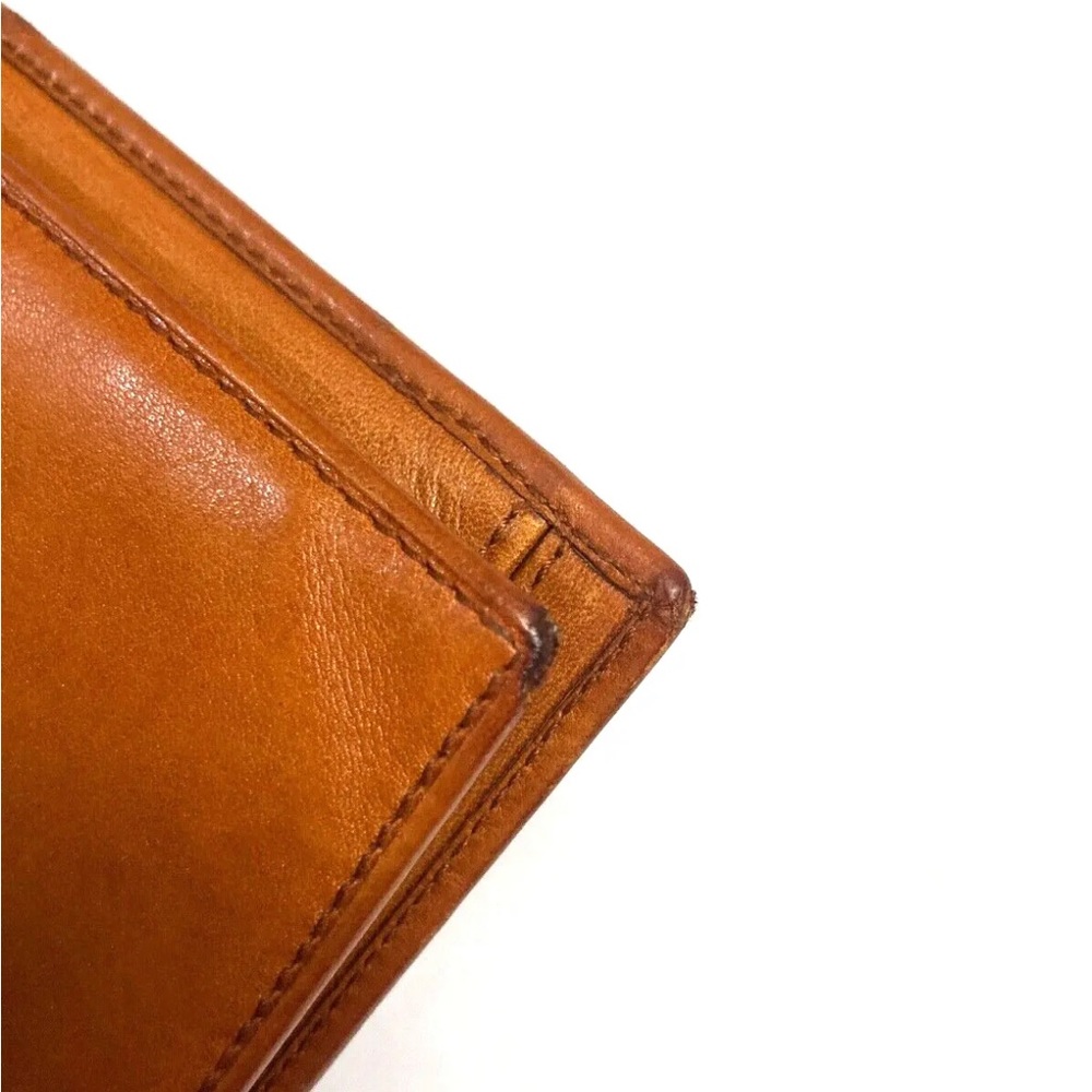 VINTAGE GUCCI LOGO EMBOSSED SOFT LEATHER WALLET - Picture 15 of 16